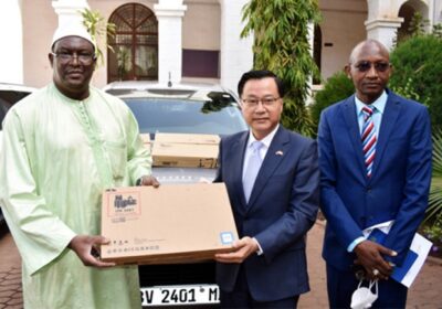 La Chine fait don d’équipements au ministère zambien des Affaires étrangères